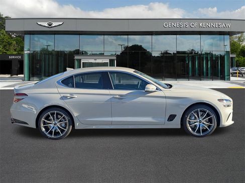 New 2026 Genesis G70 2.5T image 8