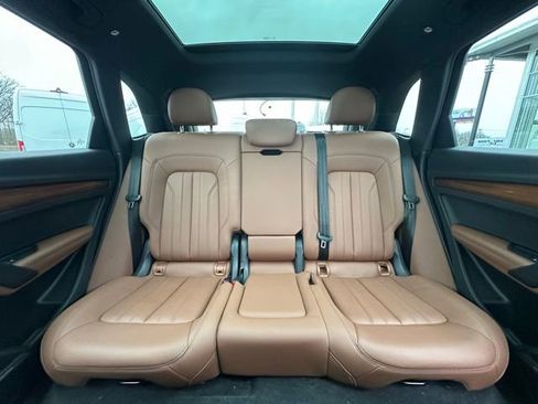 Used 2022 Audi Q5 2.0T Premium Plus image 16