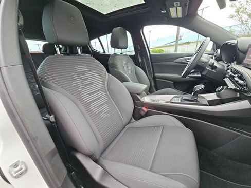 Used 2025 Alfa Romeo Tonale AWD/4WD image 30