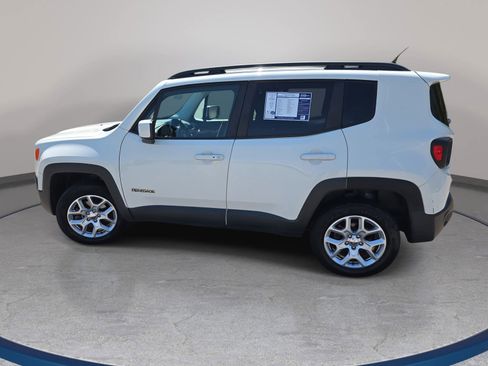 Used 2017 Jeep Renegade Latitude AWD/4WD image 8