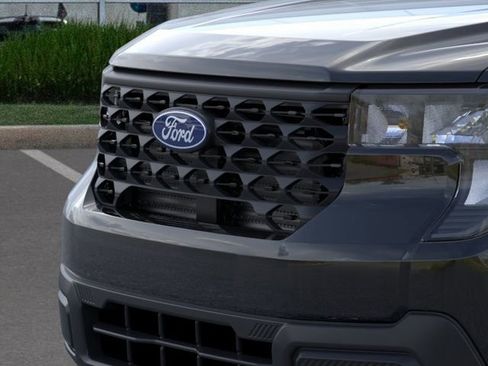 New 2026 Ford Maverick XL image 18