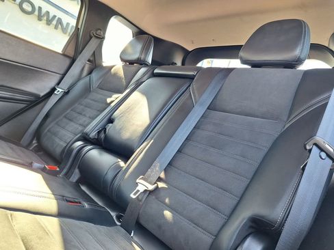 Used 2024 Mitsubishi Outlander Ralliart image 24