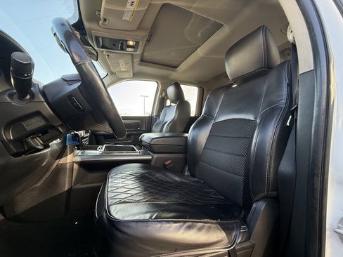 Used 2013 RAM 1500 Sport w/ Sport Premium Group image 10