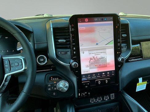 New 2026 RAM 1500 Laramie AWD/4WD image 8