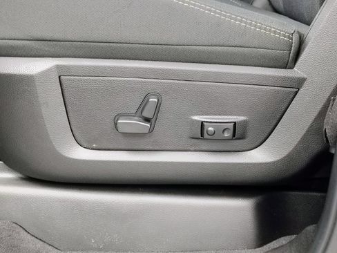 New 2026 RAM 2500 Big Horn AWD/4WD image 19