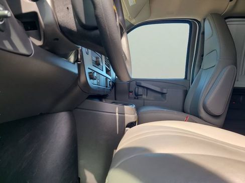 New 2026 Chevrolet Express 2500 w/ Driver Convenience Package RWD image 15