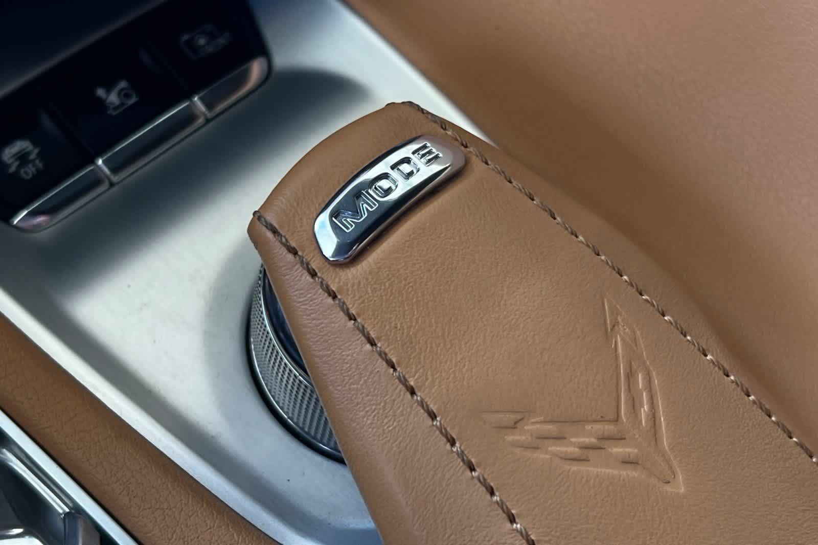 Used 2020 Chevrolet Corvette Stingray Preferred Cpe w/ 2LT Preferred Equipment Group RWD image 34