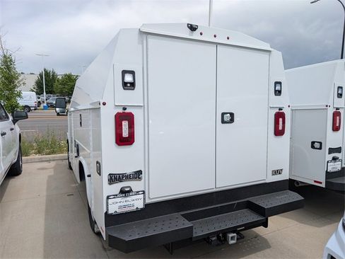 New 2024 Chevrolet Express 3500 w/ Power Convenience Package image 2