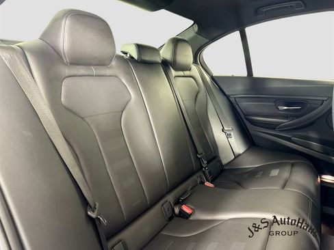 Used 2018 BMW M3 w/ Competition Package RWD image 35