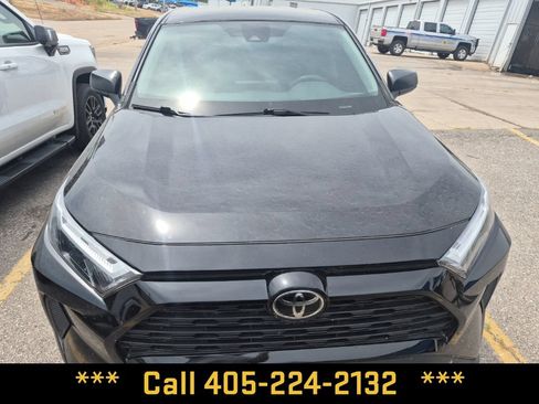 Used 2023 Toyota RAV4 LE AWD/4WD image 25