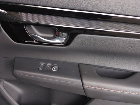 Used 2025 Honda CR-V Sport Touring image 20