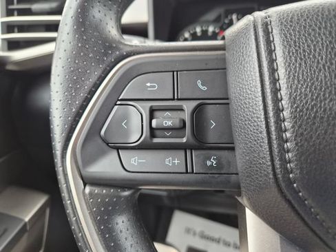 Used 2026 Toyota Tundra SR5 w/ SR5 Convenience Package AWD/4WD image 18