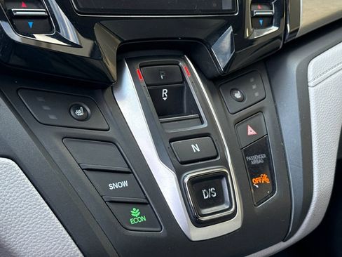 Used 2019 Honda Odyssey EX-L image 16