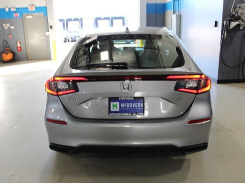 Used 2023 Honda Civic Sport image 22