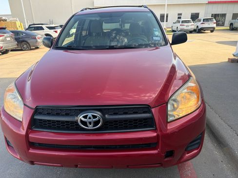 Used 2010 Toyota RAV4 2WD image 3