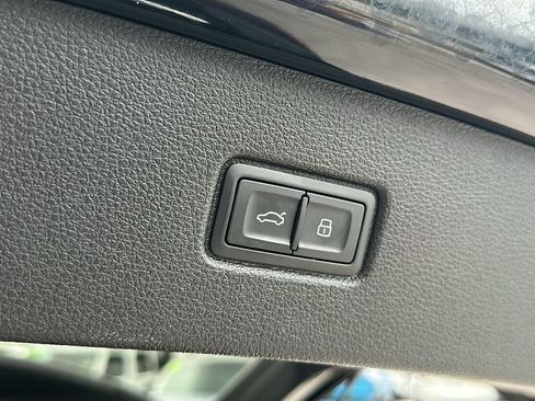 Used 2022 Audi Q7 3.0T Premium Plus image 33