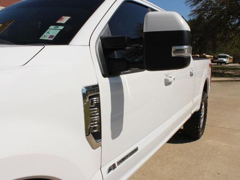 Used 2019 Ford F250 Lariat w/ Lariat Ultimate Package image 26