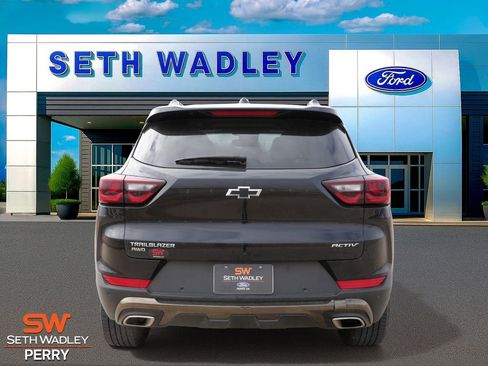 Used 2025 Chevrolet TrailBlazer ACTIV w/ Convenience Package image 5