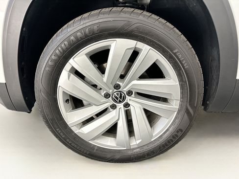 Used 2023 Volkswagen Atlas Cross Sport SE w/ Panoramic Sunroof Package AWD/4WD image 37