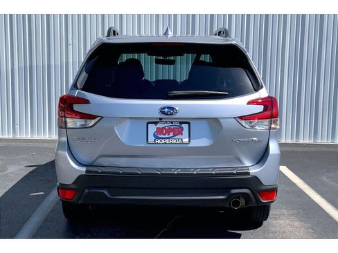Used 2023 Subaru Forester Limited w/ Popular Package #2 AWD/4WD image 4