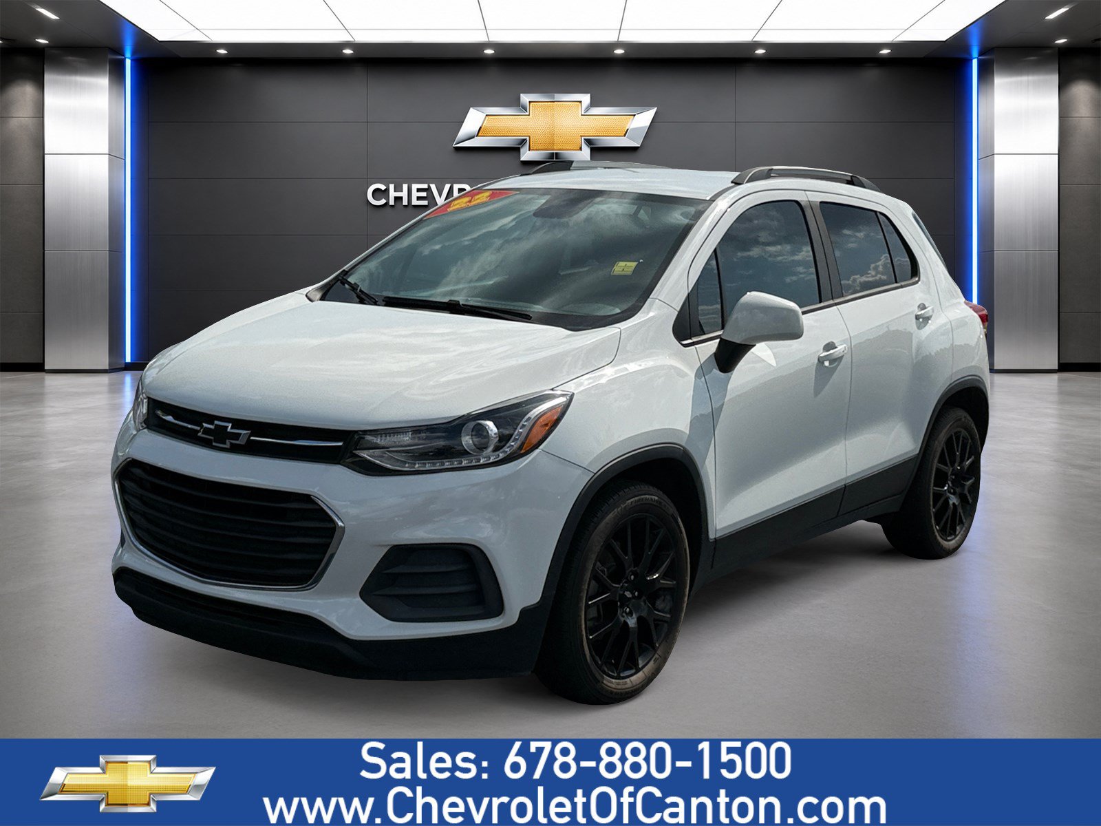 Used 2022 Chevrolet Trax LT w/ Sport Edition FWD image 1