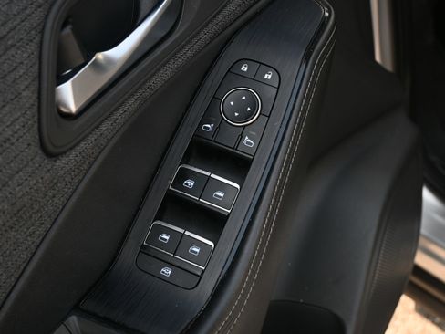 Used 2021 Nissan Rogue SV image 35