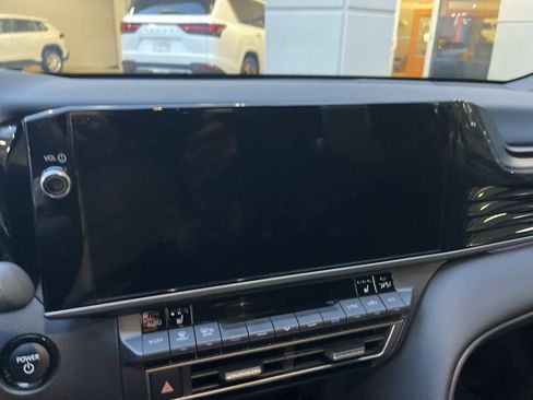 Used 2026 Toyota Camry XSE FWD image 4