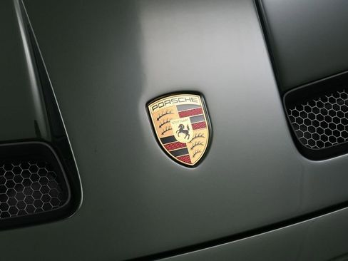 New 2026 Porsche 911 GT3 RWD image 13