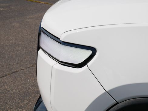 Used 2023 Rivian R1S Adventure AWD/4WD image 16