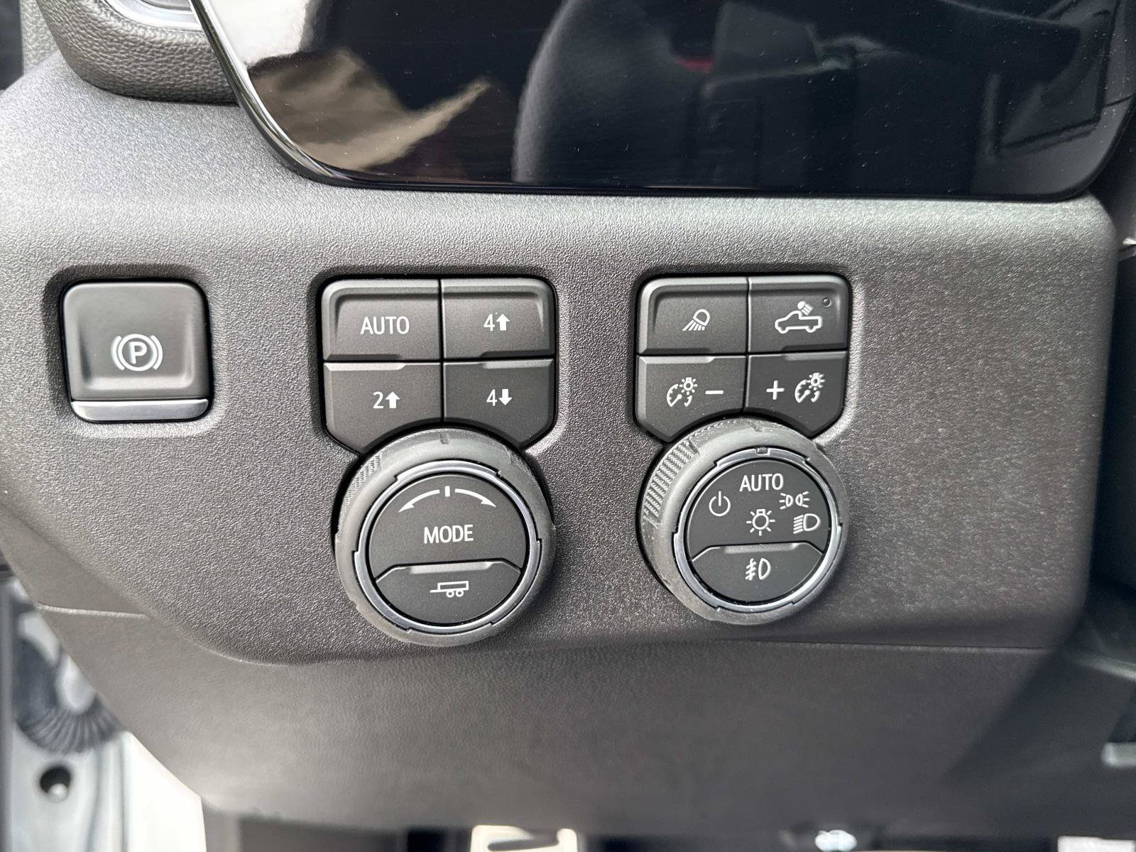 New 2026 Chevrolet Silverado 1500 RST AWD/4WD image 31