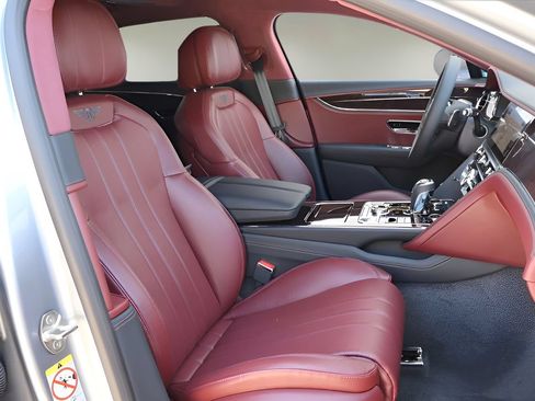 New 2026 Bentley Flying Spur Plug-In Hybrid AWD/4WD image 22