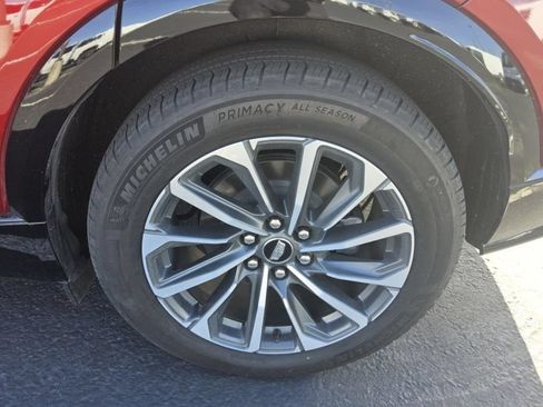Used 2024 Cadillac Lyriq Sport AWD/4WD image 4