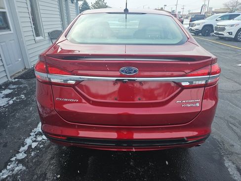 Used 2017 Ford Fusion Platinum image 5