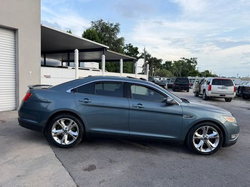 Used 2010 Ford Taurus SHO AWD/4WD image 2
