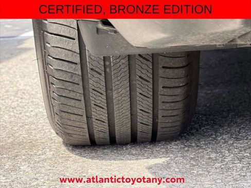 Certified 2023 Toyota Highlander Bronze Edition AWD/4WD image 40