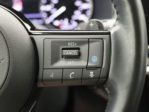 Used 2023 Nissan Pathfinder SL image 19