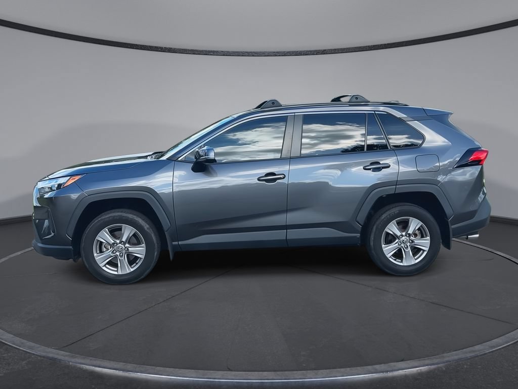 Used 2024 Toyota RAV4 XLE w/ Convenience Package FWD image 5