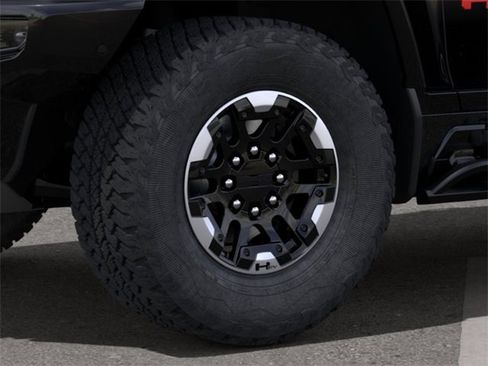 New 2024 GMC Hummer EV 2X w/ Extreme Off-Road Package image 9