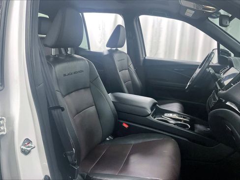 Used 2024 Honda Ridgeline Black Edition image 11