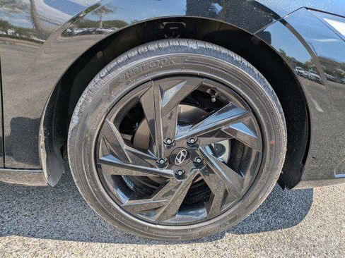 New 2026 Hyundai Elantra SEL Sport Premium FWD image 8