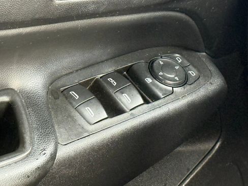 Used 2021 Chevrolet Equinox LT FWD image 33