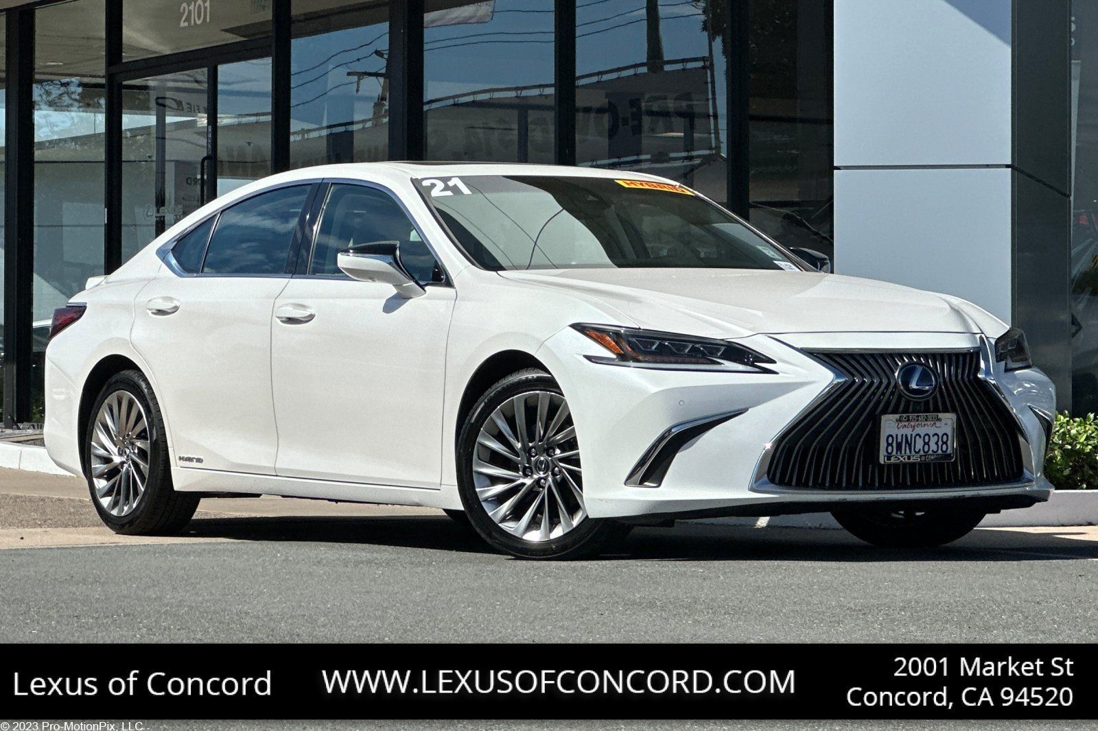Used 2021 Lexus ES 300h w/ Accessory Package FWD image 1