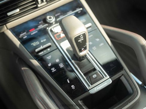 Used 2019 Porsche Cayenne Turbo image 44