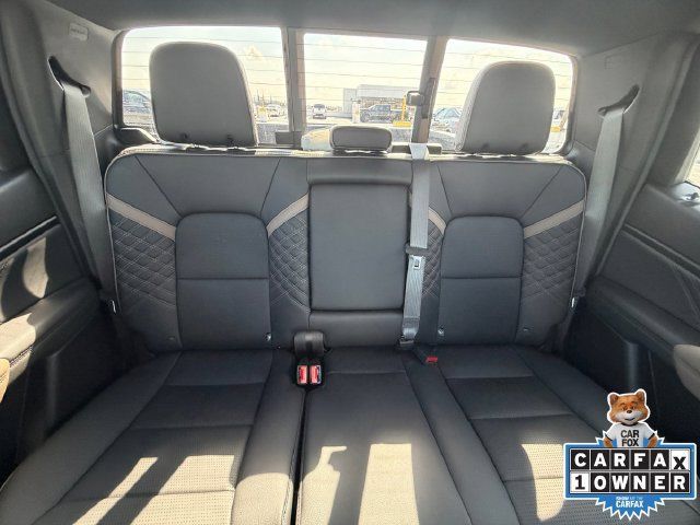 Used 2026 GMC Canyon Denali AWD/4WD image 5