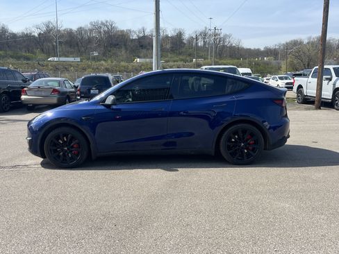 Used 2021 Tesla Model Y Long Range image 4