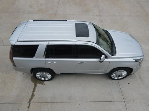 Used 2016 Cadillac Escalade Platinum AWD/4WD image 56