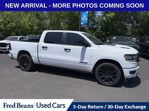 Used 2023 RAM 1500 Laramie AWD/4WD image 2