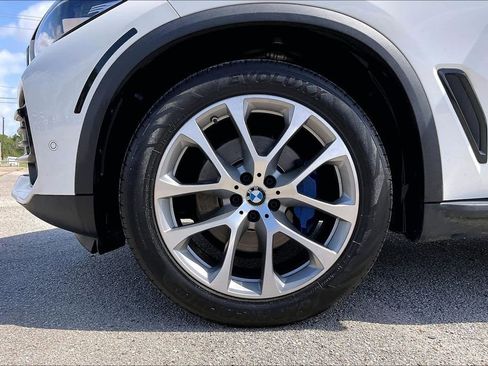 Used 2023 BMW X5 xDrive40i AWD/4WD image 35