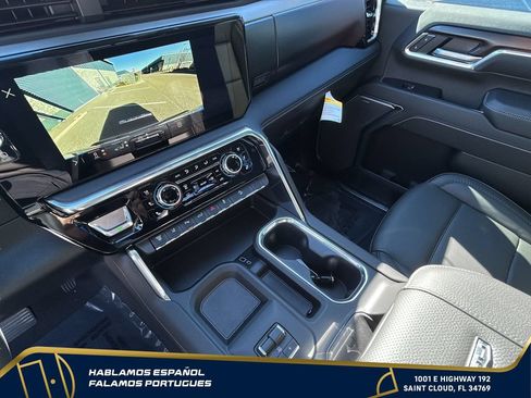 New 2026 GMC Sierra 2500 Denali w/ Denali Reserve Package AWD/4WD image 22