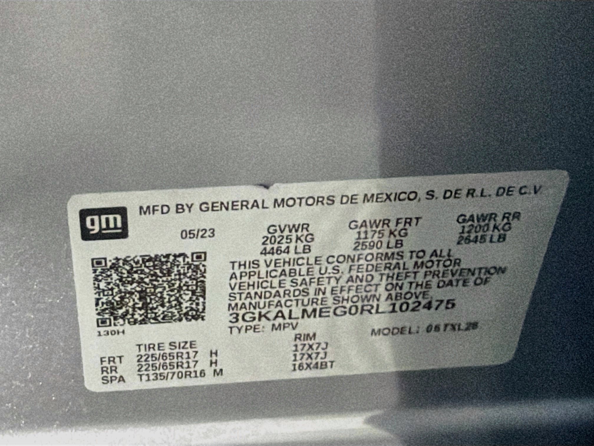 Used 2024 GMC Terrain SLE w/ Driver Convenience Package FWD image 12